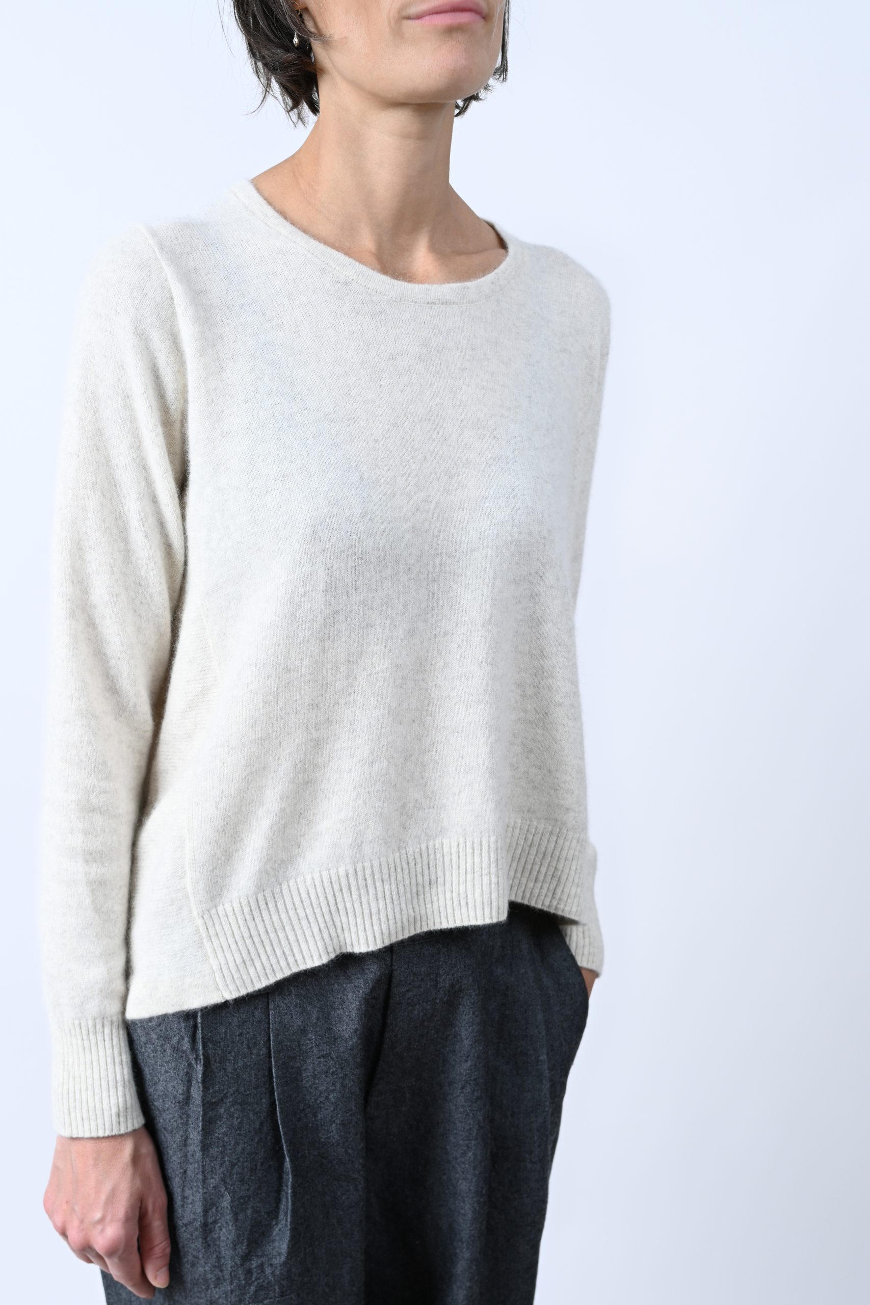 C.T. PLAGE Ladies round longsleeve pullover Ivory cashmere